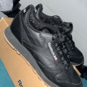 Black Reebok shoes (used) in great condition